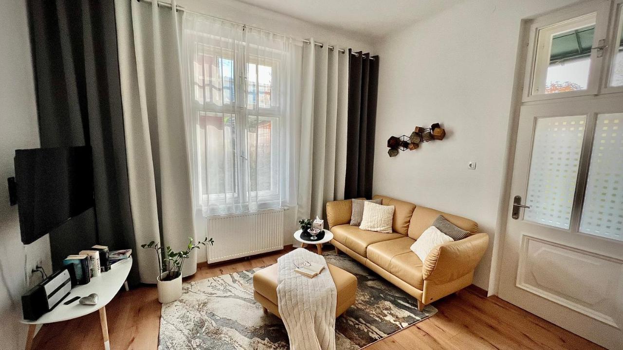 Apartment Im Gruenen Leoben  Exteriör bild