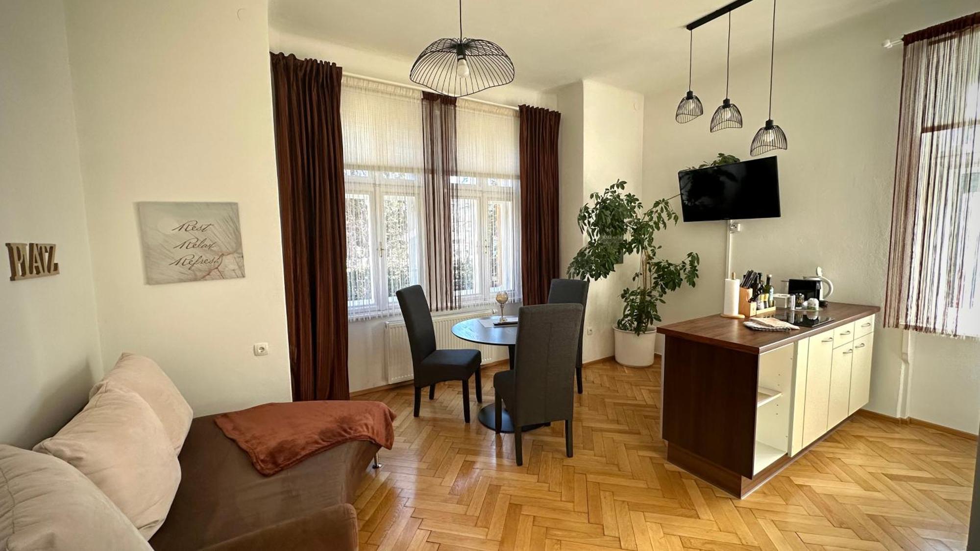 Apartment Im Gruenen Leoben  Exteriör bild