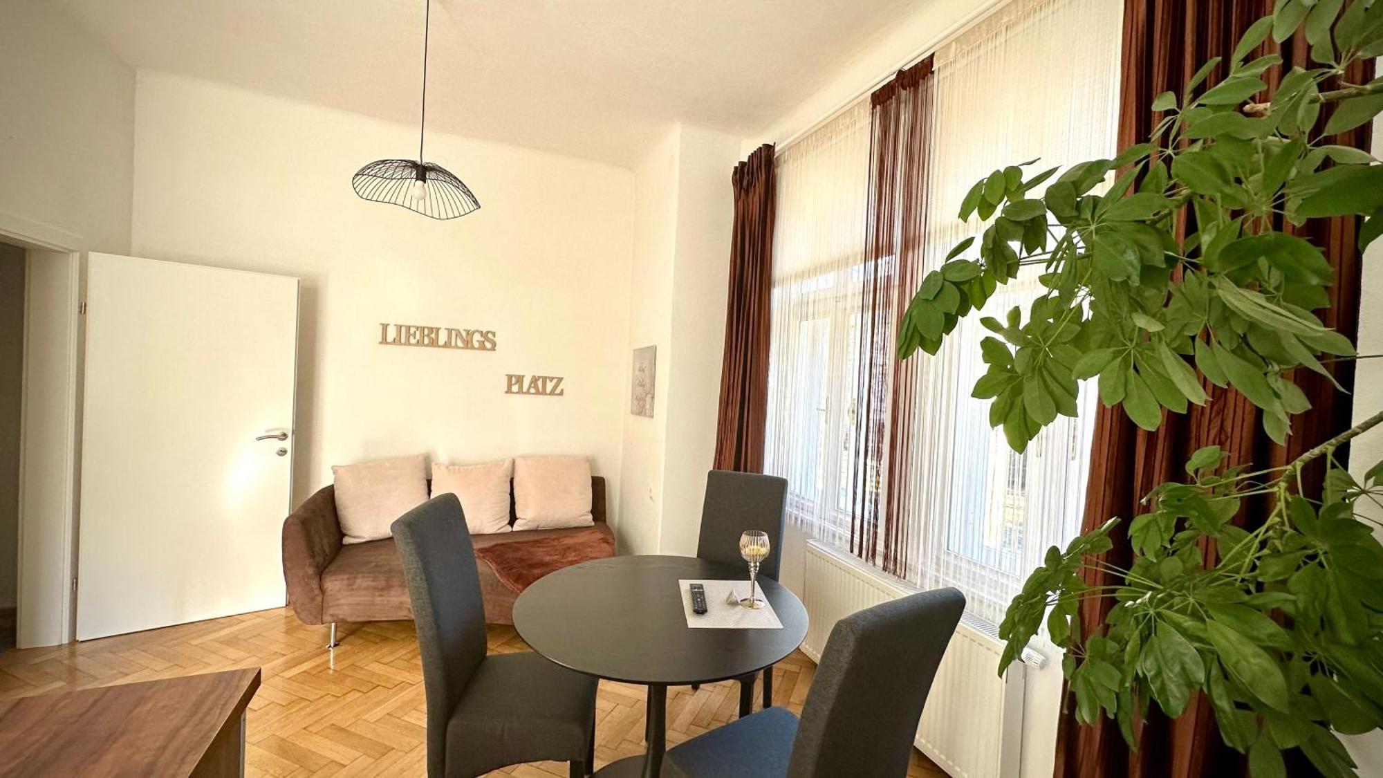 Apartment Im Gruenen Leoben  Exteriör bild